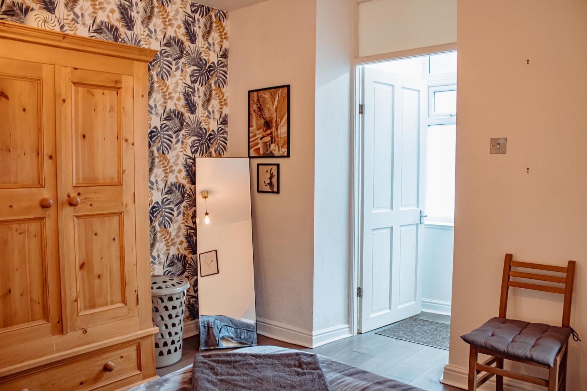 Appartement Spacious Flat With Free Parking à Harrogate Extérieur photo