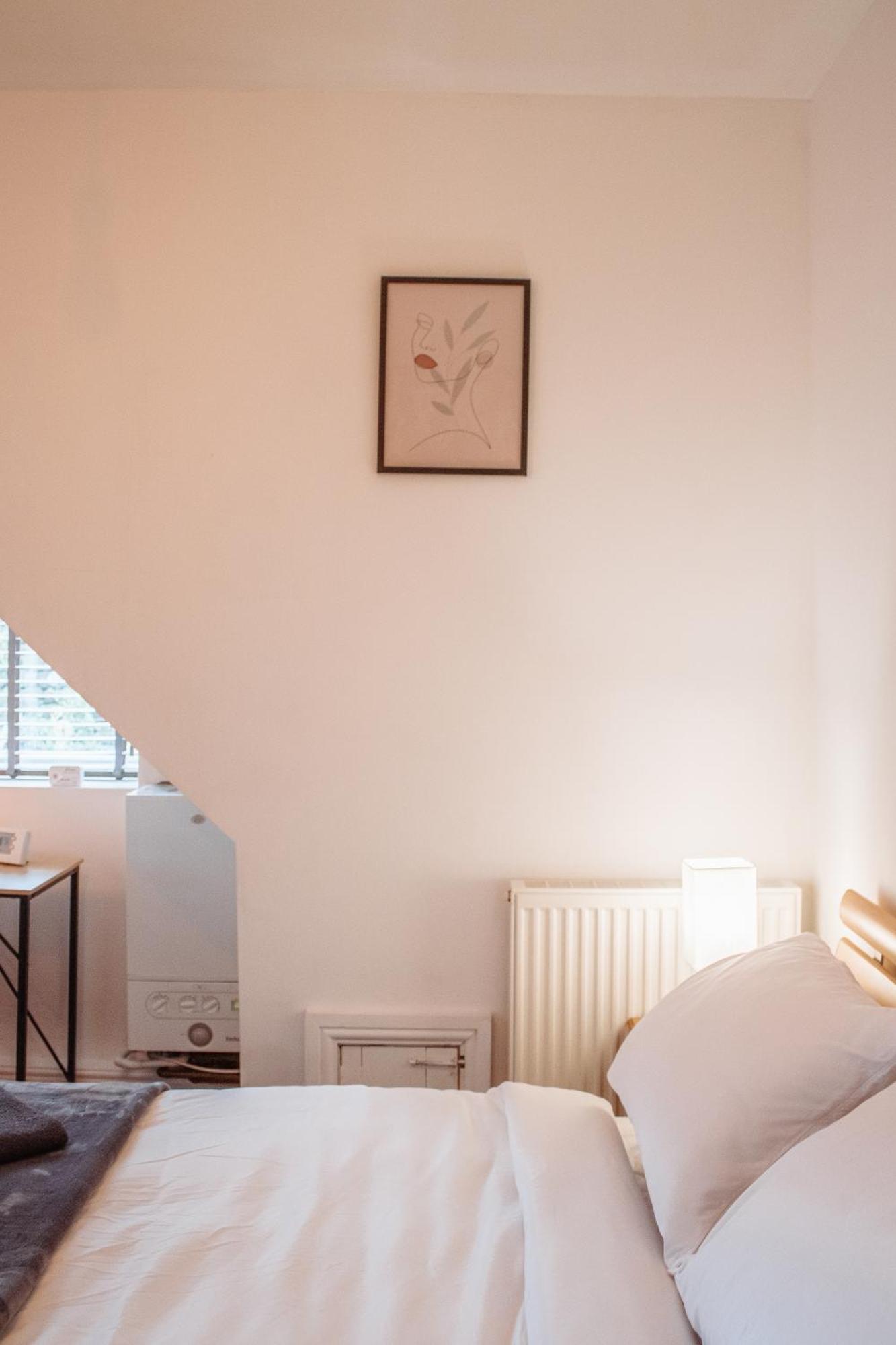 Appartement Spacious Flat With Free Parking à Harrogate Extérieur photo
